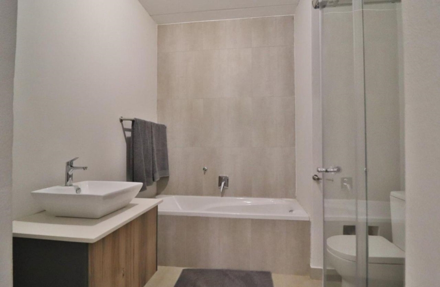 To Let 2 Bedroom Property for Rent in Melodie North West